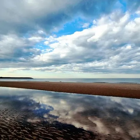 Newts Place Cottage - Part Of The The Bay Filey Holiday Village With Pool, Gym And Direct Beach Access, Pub, Restaurant, Tennis And Meadows Walks Ferienhaus