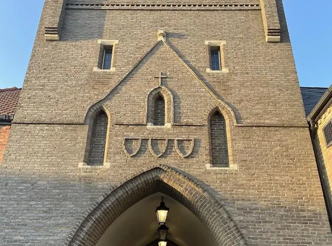 Newts Place - Part Of The The Bay Village With Pool, Gym And Direct Access, Pub, Restaurant, Tennis And Meadows Walks * Filey