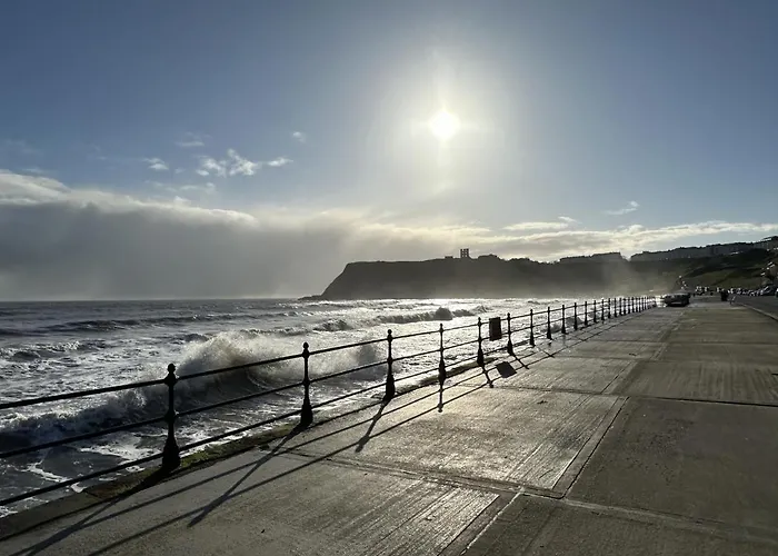 Newts Place - Part Of The The Bay Village With Pool, Gym And Direct Access, Pub, Restaurant, Tennis And Meadows Walks *