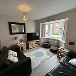 Holiday home Newts Place - Part Of The The Bay Village With Pool, Gym And Direct Access, Pub, Restaurant, Tennis And Meadows Walks *