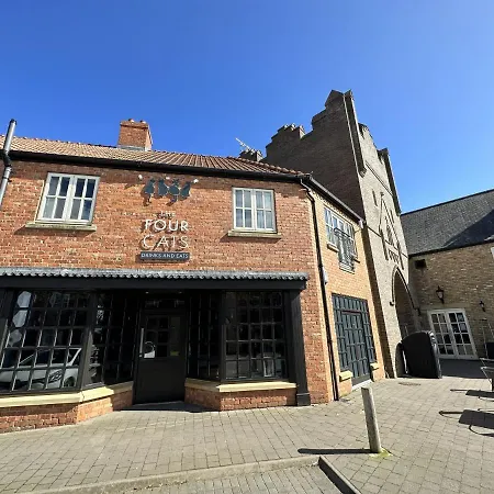 Newts Place - Part Of The The Bay Village With Pool, Gym And Direct Access, Pub, Restaurant, Tennis And Meadows Walks Filey